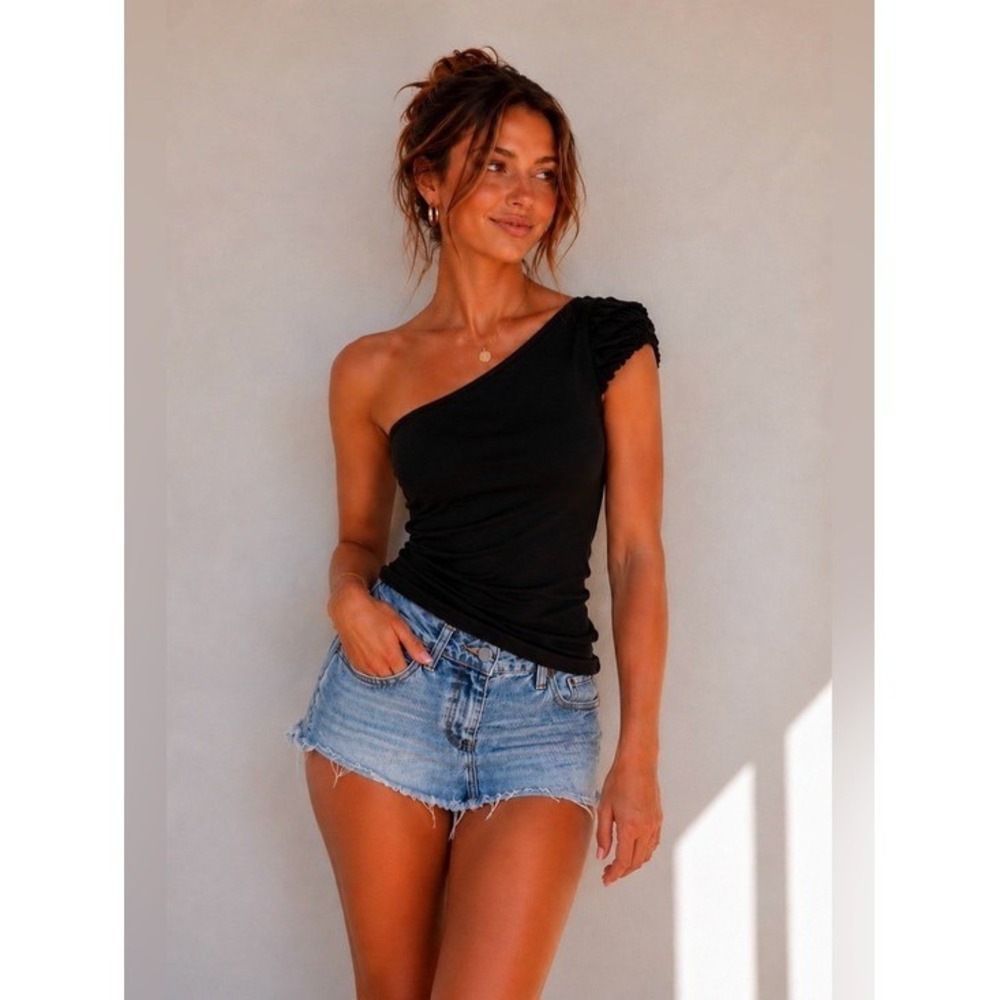 Charlotte Russe Black One Shoulder Ruched Shoulder Tank Top Y2K Stretch Size‎ M